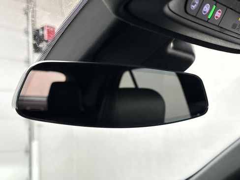 Used 2023 Cadillac XT4 Premium Luxury image 35