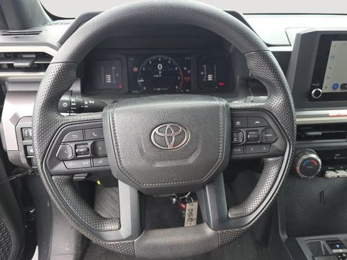 Used 2025 Toyota Tacoma SR5 RWD image 9