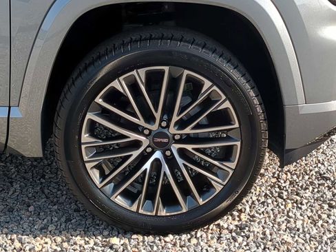 New 2026 GMC Terrain Denali w/ LPO, Floor Liner Package image 10