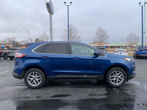 Used 2024 Ford Edge SEL w/ Convenience Package image 2