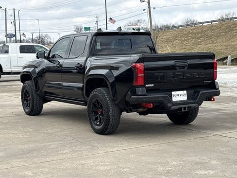 Used 2025 Toyota Tacoma TRD Pro image 11