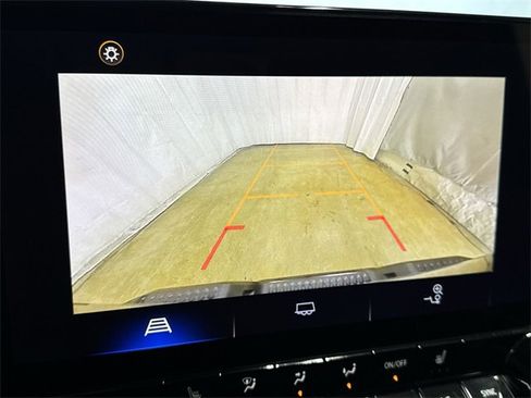 Certified 2023 Chevrolet Colorado LT w/ LT Convenience Package II image 19