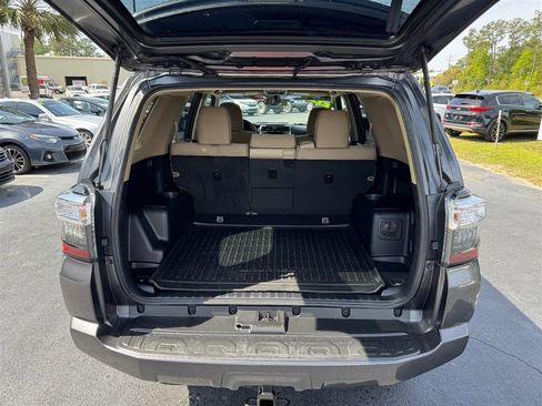 Used 2019 Toyota 4Runner SR5 image 23