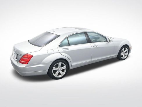 Used 2011 Mercedes-Benz S 550 4MATIC image 27