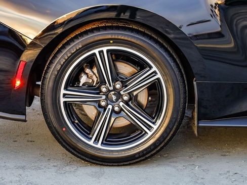 Used 2024 Ford Mustang Premium image 43