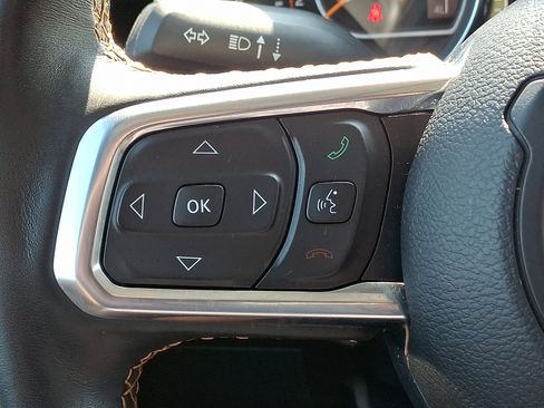 Certified 2021 Jeep Gladiator Overland image 24