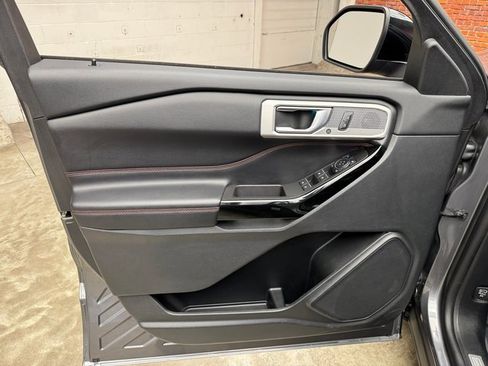 Used 2022 Ford Explorer ST-Line image 10