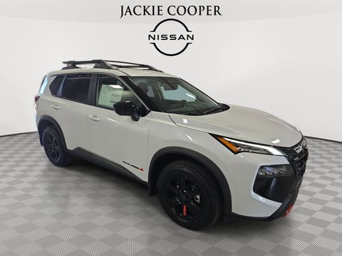 New 2026 Nissan Rogue SV AWD/4WD image 3