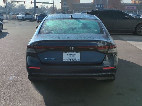 Used 2023 Honda Accord EX image 7