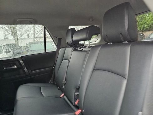 Used 2023 Toyota 4Runner TRD Off-Road Premium image 18