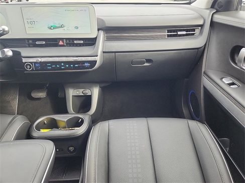 Certified 2023 Hyundai Ioniq 5 Limited w/ Cargo Package image 10