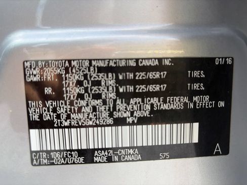 Used 2016 Toyota RAV4 XLE FWD image 21