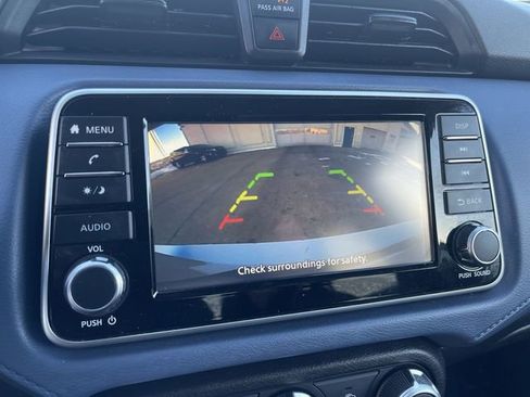 Used 2023 Nissan Versa SV image 20