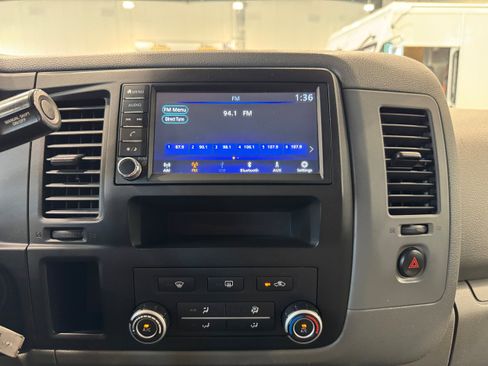 Used 2019 Nissan NV 2500 SV RWD image 13