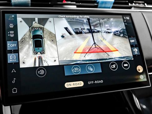 Used 2024 Land Rover Range Rover Sport Dynamic SE image 22