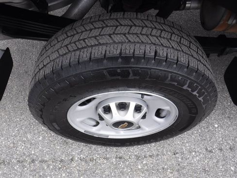 Used 2023 Chevrolet Silverado 2500 W/T w/ WT Fleet Convenience Package image 4