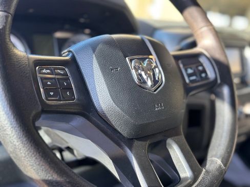 Used 2016 RAM 2500 Tradesman w/ Chrome Appearance Group image 9