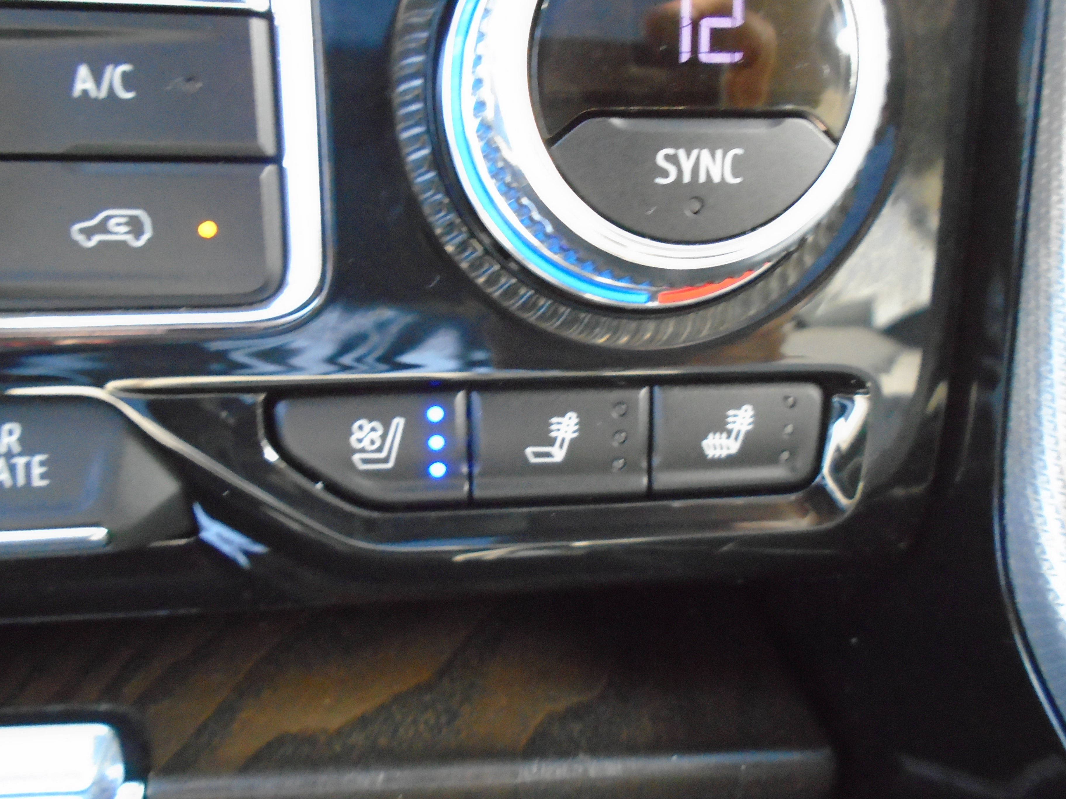 Used 2023 GMC Yukon Denali AWD/4WD image 68