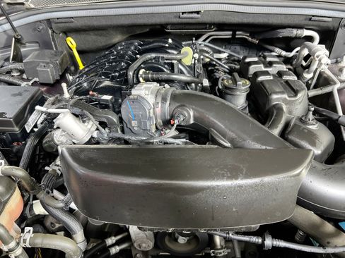 Used 2023 Dodge Durango GT image 28