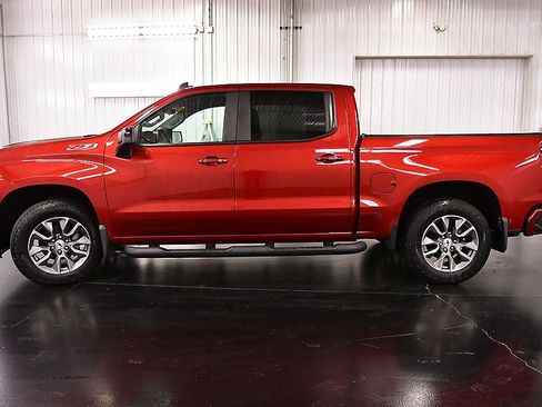 Used 2019 Chevrolet Silverado 1500 RST image 4