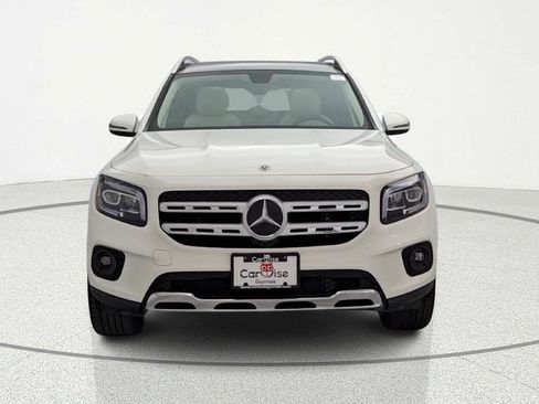 Used 2022 Mercedes-Benz GLB 250 4MATIC image 2