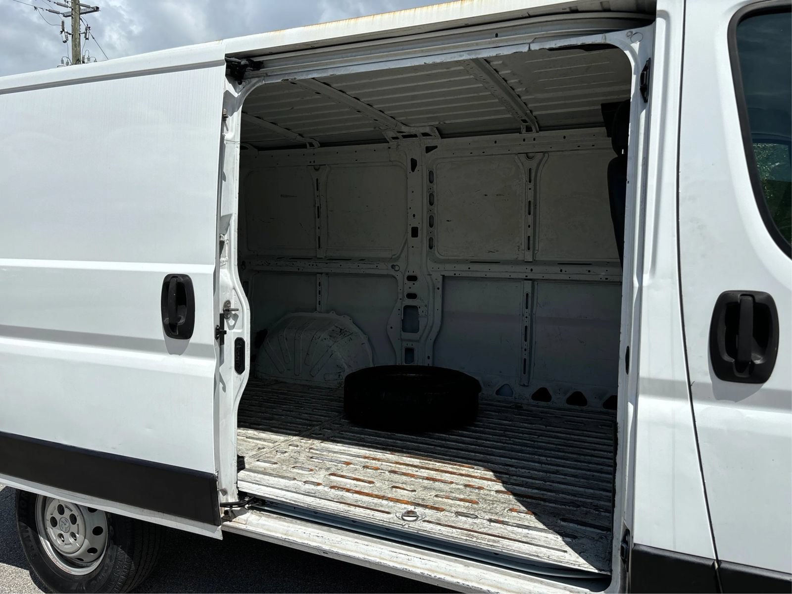 Used 2017 RAM ProMaster 1500 FWD image 10