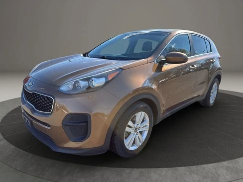 Used 2018 Kia Sportage LX FWD image 1