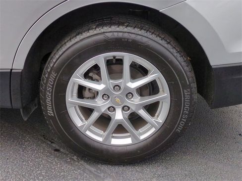 Certified 2022 Chevrolet Equinox LS w/ LS Convenience Package image 32