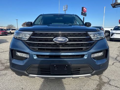 Used 2020 Ford Explorer XLT w/ Equipment Group 202A image 10