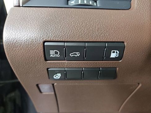 Used 2020 Lexus RX 450h AWD w/ Premium Package image 31