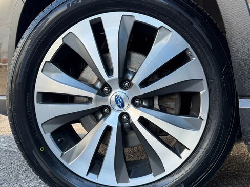 Used 2019 Subaru Ascent Limited image 32