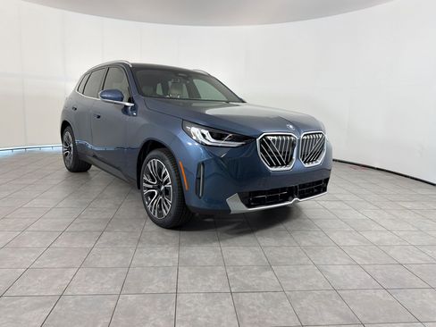 New 2026 BMW X3 xDrive30 w/ Premium Package AWD/4WD image 7