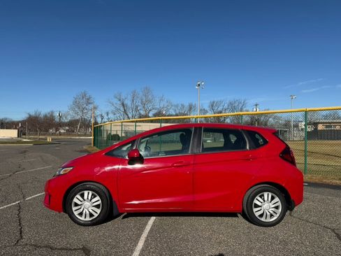Used 2015 Honda Fit LX image 2