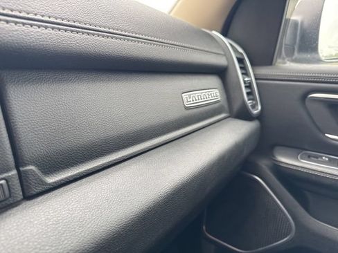 Used 2020 RAM 1500 Laramie AWD/4WD image 38