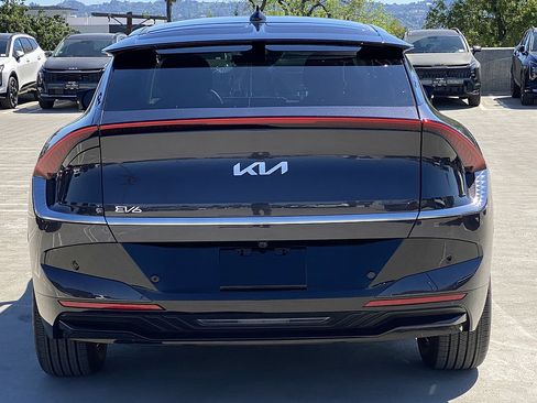 New 2026 Kia EV6 Wind RWD image 5