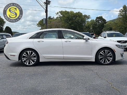Used 2017 Lincoln MKZ Reserve w/ Technology Package AWD/4WD image 7