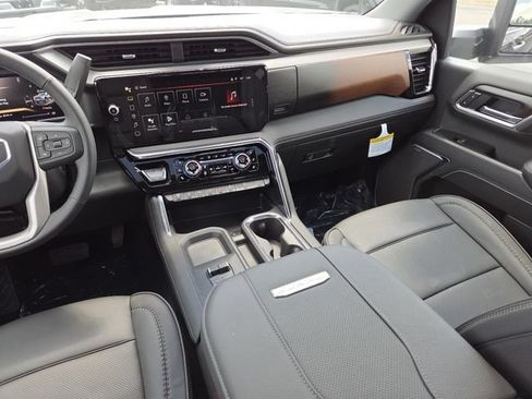 New 2026 GMC Sierra 2500 Denali w/ Max Trailering Package AWD/4WD image 35
