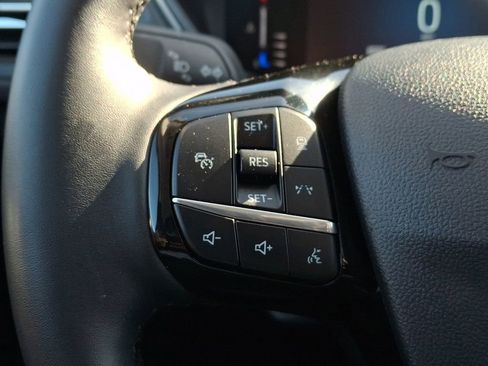 Used 2024 Ford Escape SE image 23