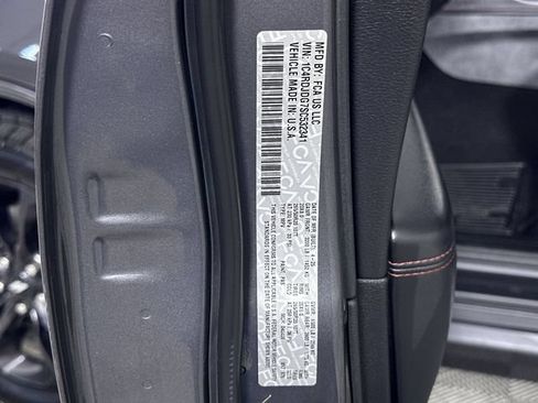 Used 2025 Dodge Durango GT AWD/4WD image 35