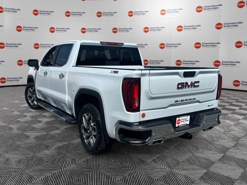 New 2026 GMC Sierra 1500 SLT w/ SLT Premium Package image 3