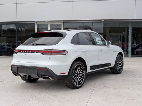 New 2026 Porsche Macan image 9