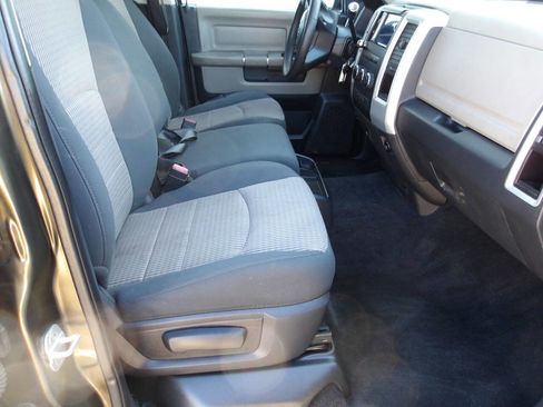 Used 2012 RAM 1500 Classic SLT image 6