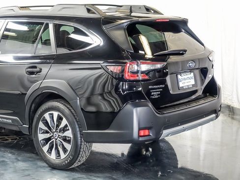 Used 2024 Subaru Outback Limited image 10