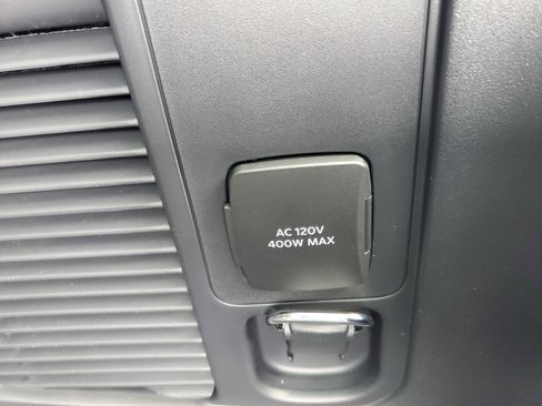 New 2026 Lincoln Navigator Reserve w/ Jet Appearance Package image 33