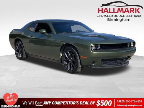 Used 2020 Dodge Challenger SXT w/ Blacktop Package image 1