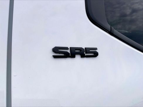 Used 2024 Toyota Tundra SR5 w/ TRD Off-Road Package AWD/4WD image 27