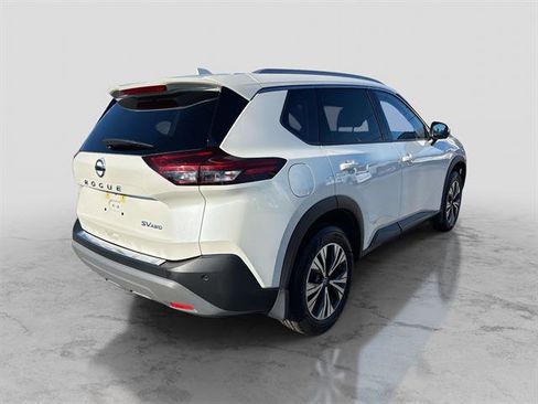 Certified 2021 Nissan Rogue SV w/ Premium Package image 5