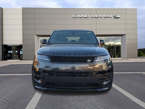 New 2025 Land Rover Range Rover Sport Dynamic SE image 2