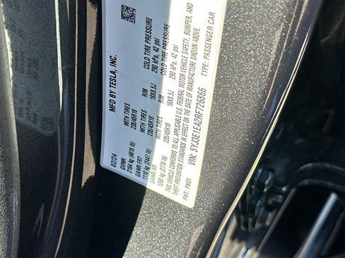 Used 2024 Tesla Model 3 Standard Range RWD image 33