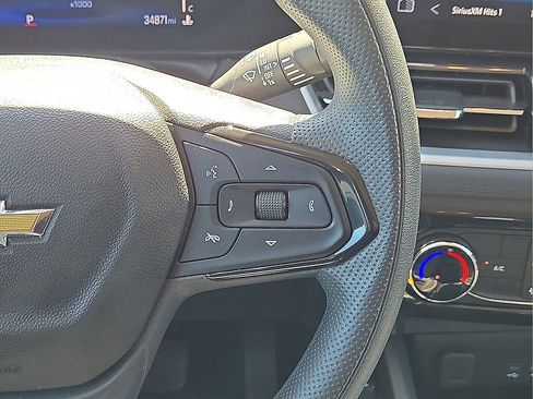 Used 2025 Chevrolet TrailBlazer LT FWD image 19